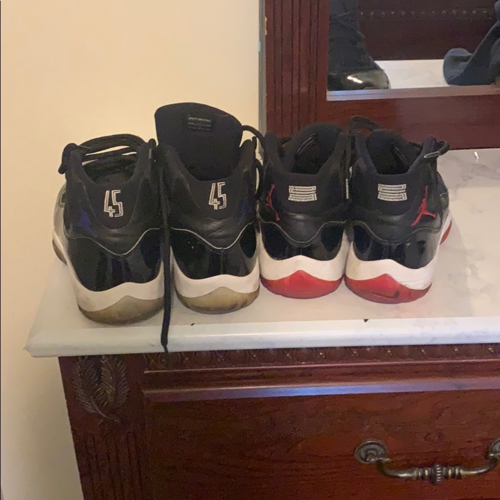 2 pair of Jordan 11s size 10. - Picture 3 of 4